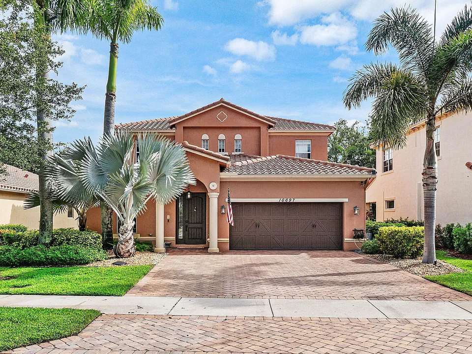 10697 Willow Oak Ct