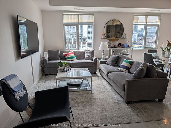 3rd image of 550 Front St W #Penthouse 7