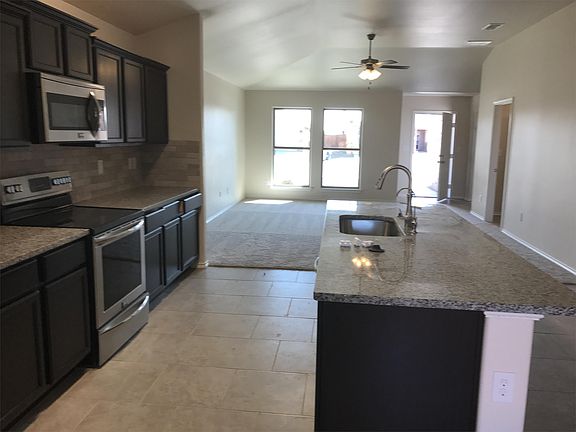 2nd image of 1605 Wrangler Ln