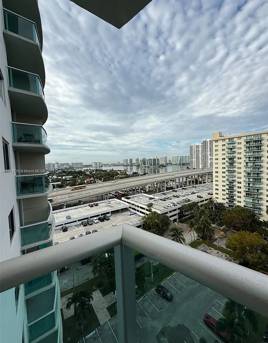 Oceanview Building B Cond — Photo 2