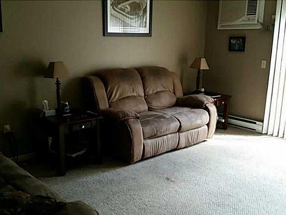 5th image of 201 Woodlawn Ave APT 106