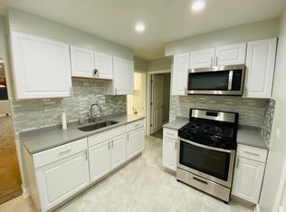 8714 Kedvale Ave, Skokie, IL