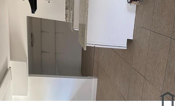 4th image of 3620 Rose St