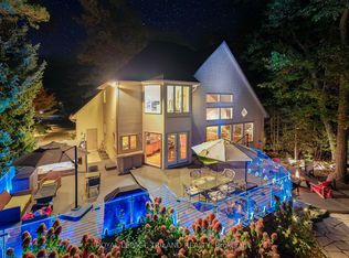 10016 The Trl, Lambton Shores, ON N0M 1T0