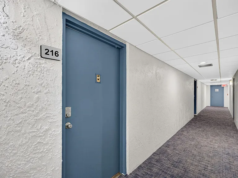 3004 NE 5th Ter #C216 — Photo 13