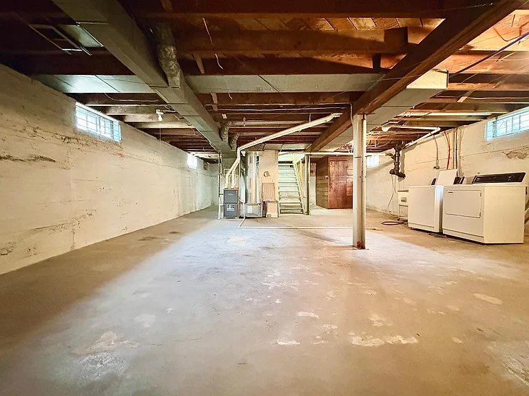 1833 Nash St — Photo 16