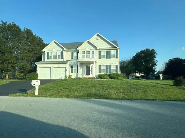 1 Bunny Ln, Keedysville, MD 21756