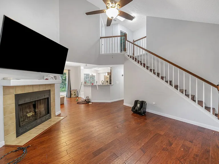 2758 Waymeyer Dr — Photo 28