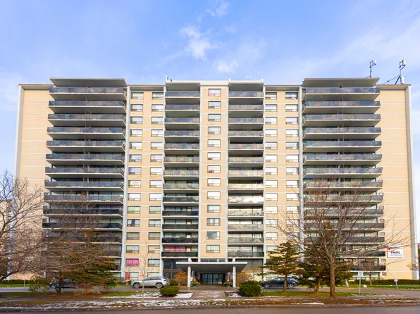 30 Esterbrooke Ave #1505, Toronto, ON M2J 2C4