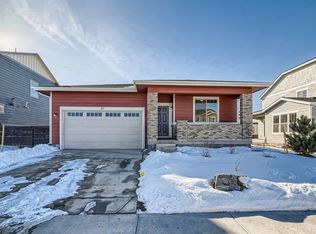 31 S Undergrove St, Aurora, CO 80016