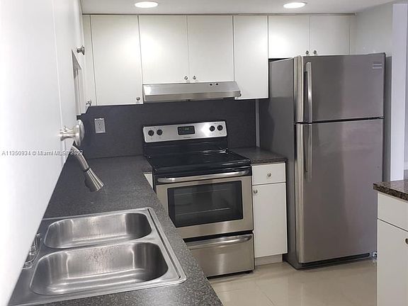3rd image of 5800 SW 127th Ave APT 2103