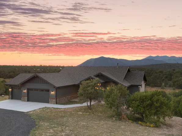 8698 Tall Tales Ranch Rd, Flagstaff, AZ 86004