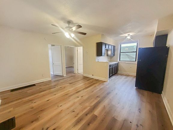 3rd image of 4245 Beethoven Ave