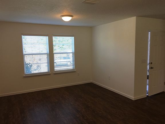 2nd image of 3343 Bradley Creek Pkwy