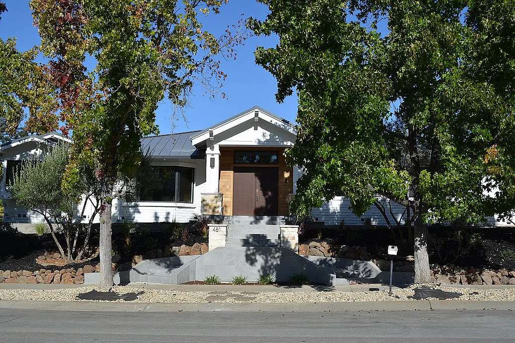 481 Torwood Ln photo 1