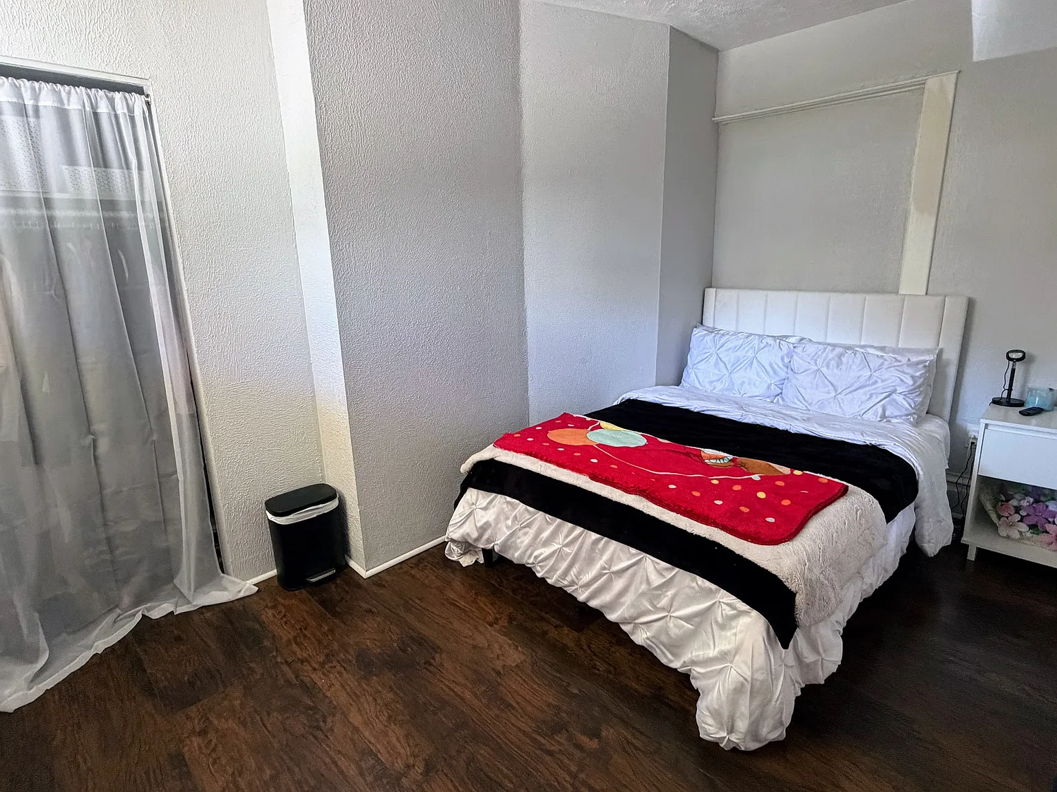 5 bed, $4,125 — Photo 4