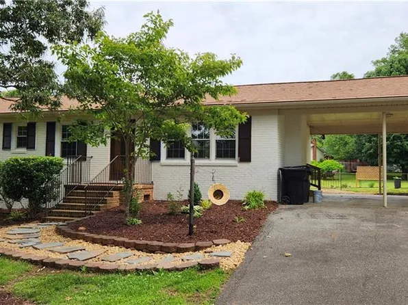 2917 Trail Six, Burlington, NC 27215