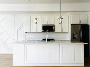 836 Varnum St NW #202, Washington, DC 20011