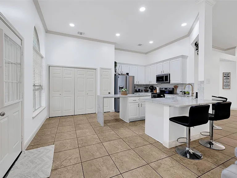 14902 Carolina Falls Ln — Photo 9