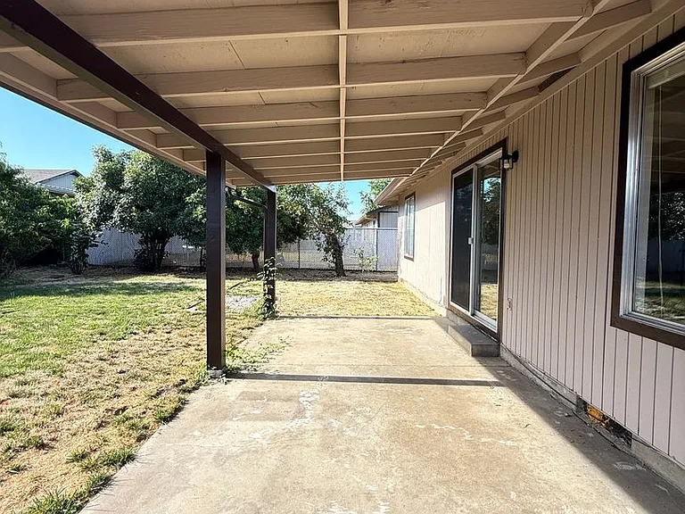 2900 Terr Mont Loop — Photo 14