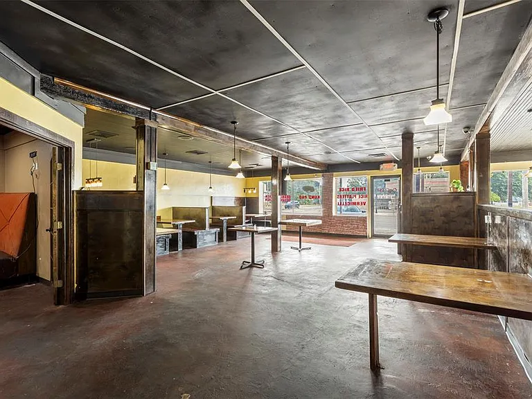327 S Green Ave — Photo 15