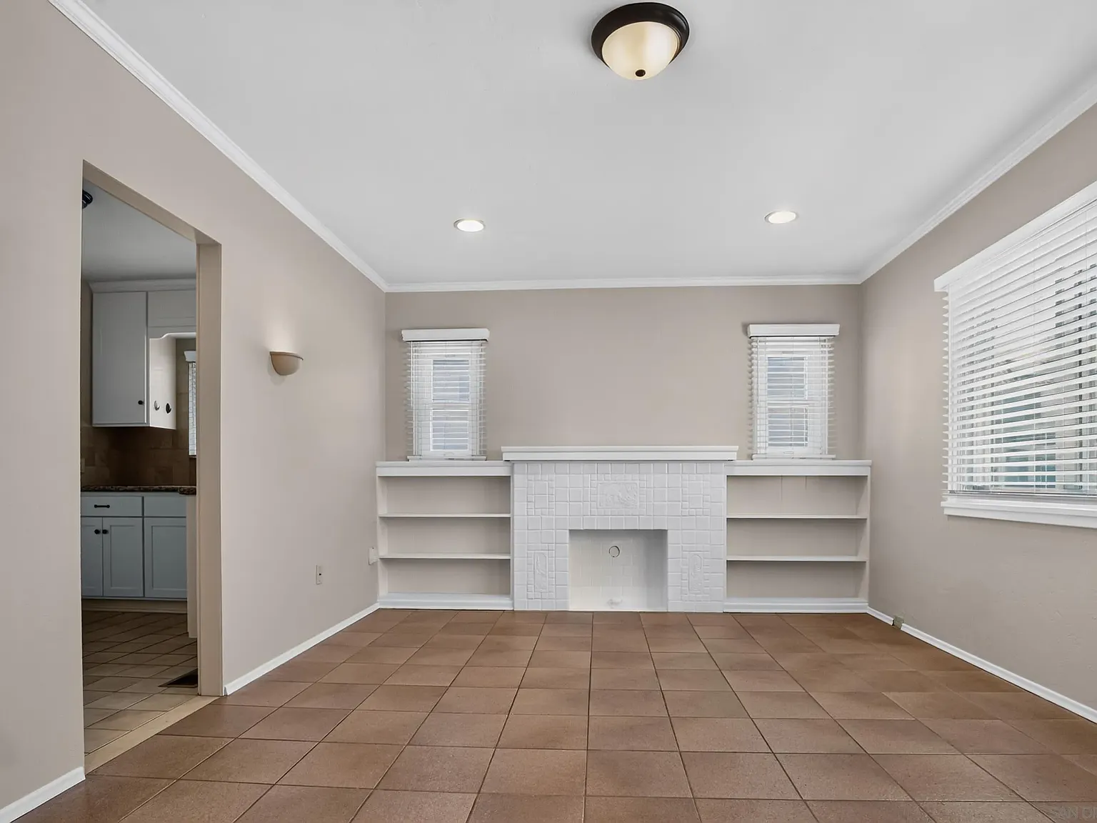 2 bed, 1.0 bath, 992 sqft, $2,900 — Photo 3