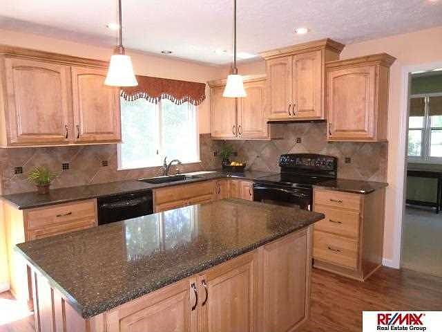 1st image of 603 Woodbine Dr