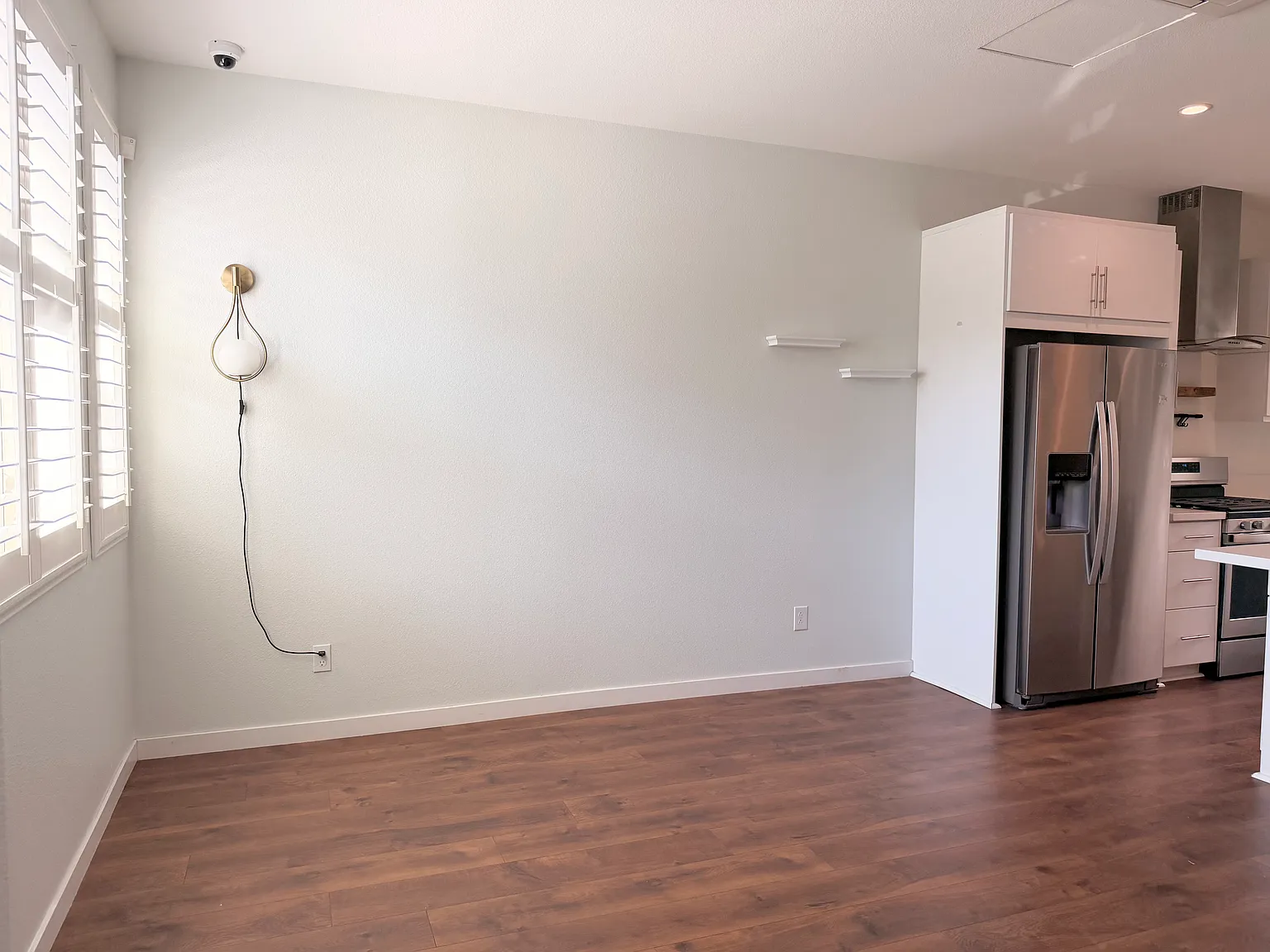 2 bed, 2.5 bath, 1045 sqft, $2,600 — Photo 2