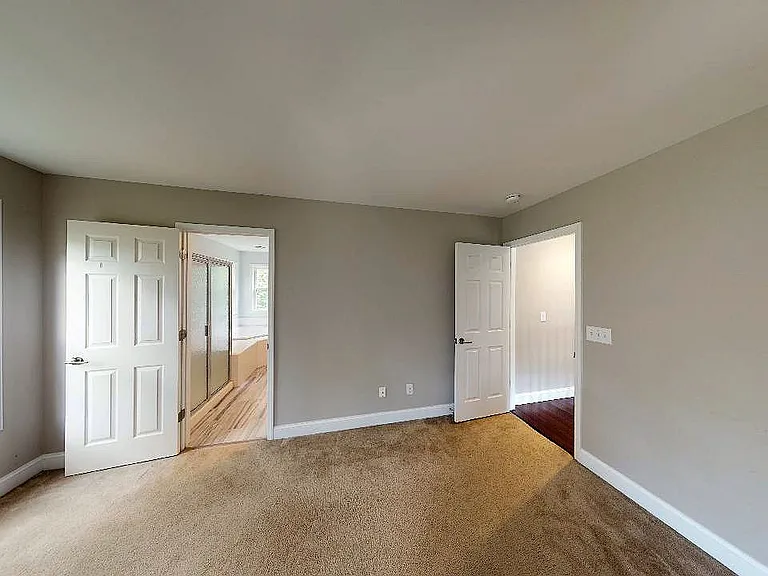 425 New Parkside Dr — Photo 37