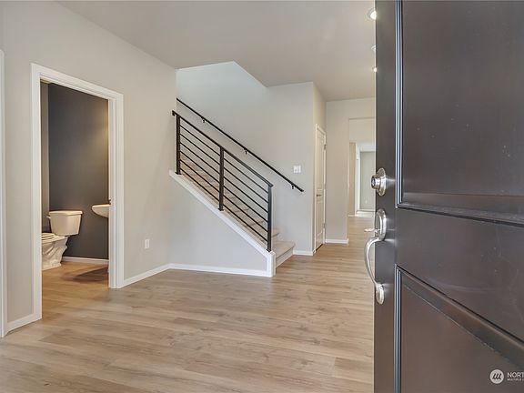 5th image of 2827 180th Street Ct E