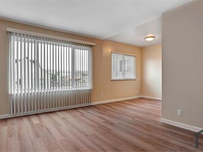 423 25th Ave APT 103 - Main Image