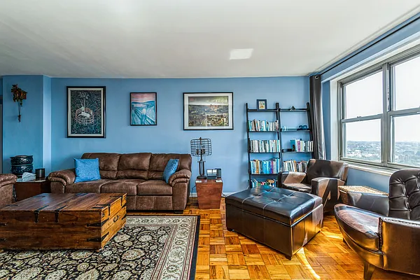 Sold by Douglas Elliman | media 27