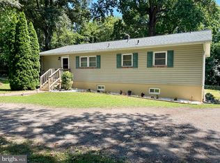 3075 Plum Point Rd, Huntingtown, MD 20639