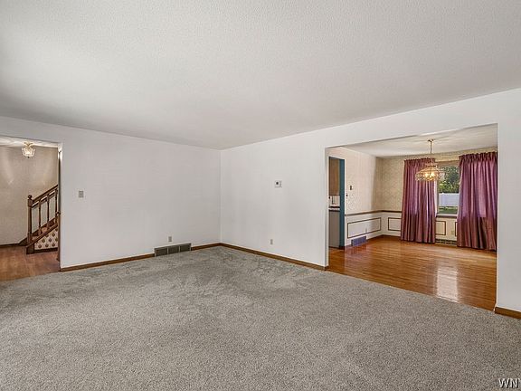 5th image of 142 Montbleu Dr