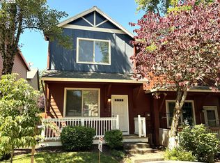 38569 Cascadia Village Dr, Sandy, OR 97055