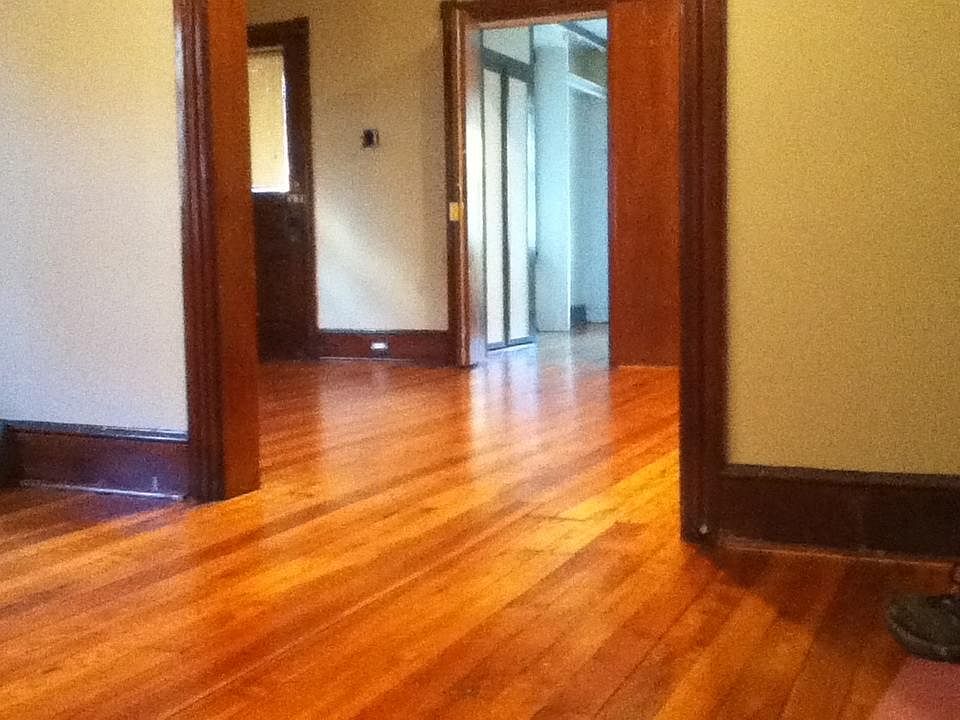 Building Photo 3