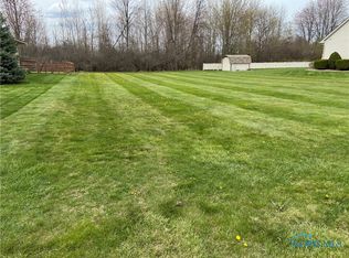 3507 Fieldbrooke Ln, Oregon, OH 43616