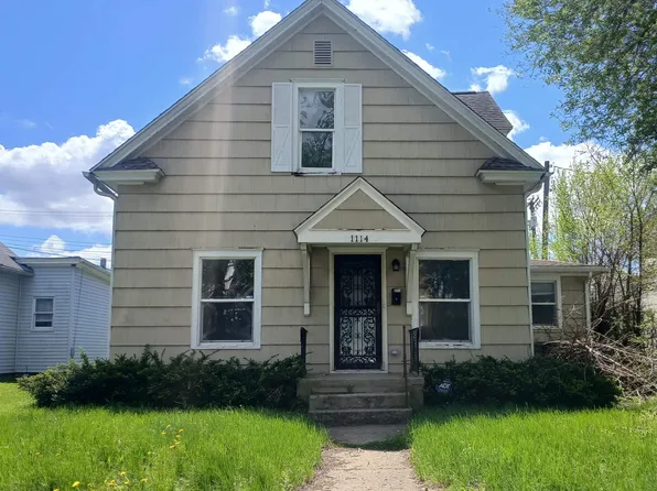 1114 E Bowman St, South Bend, IN 46613