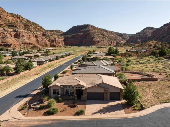512 E Chuckwagon Cir, Kanab, UT 84741