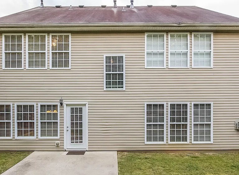 6739 Island Pointe Dr — Photo 17