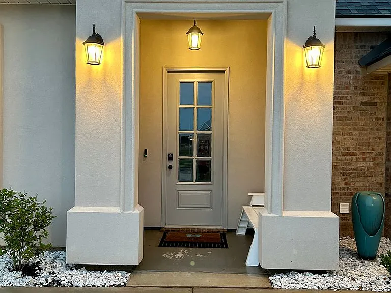 225 Barclay Blvd — Photo 3