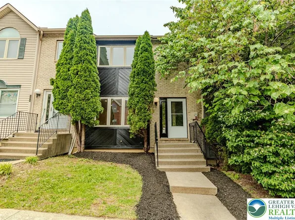 119 Cornerstone Pl, Whitehall, PA 18052