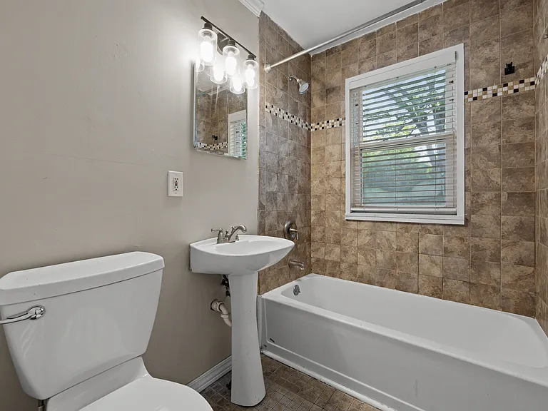 5115 N Garfield Ave — Photo 7
