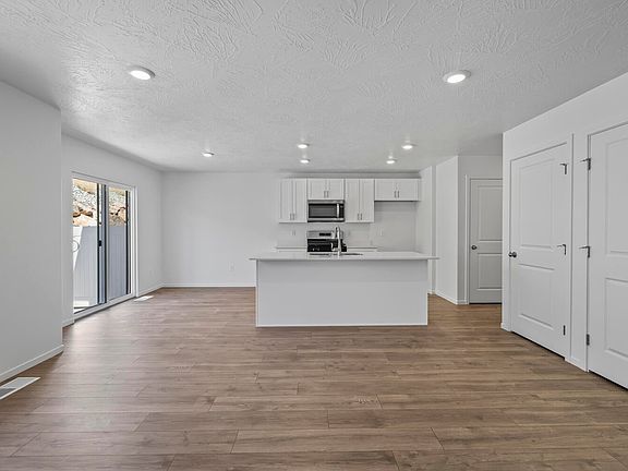 5th image of 2271 W Wolverine Way #2474
