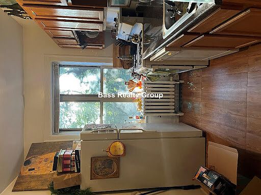 5th image of 6968 N Greenview Ave APT 2