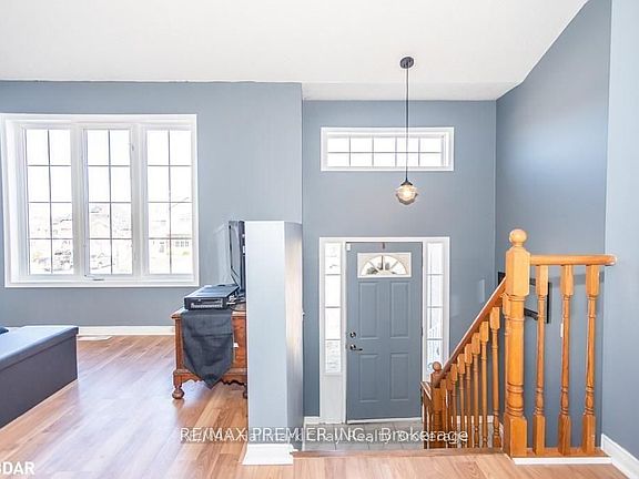 3rd image of 11 Draper Cres