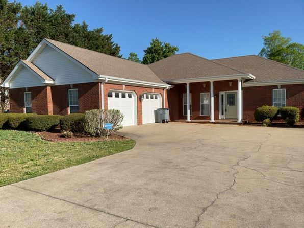 11 Cedarbrook Ln