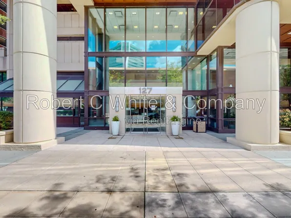 127 Greyrock Pl, Stamford, CT