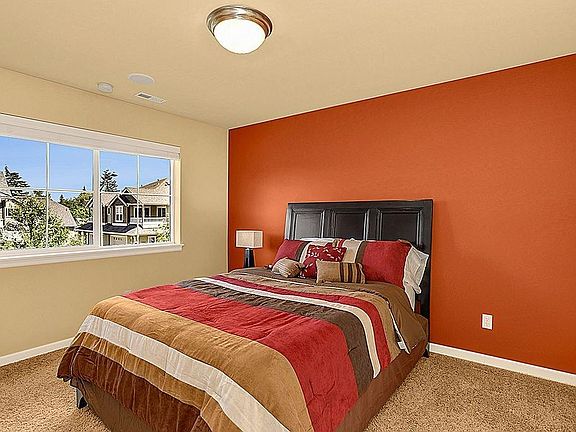 4th image of 8457 137th Pl NE
