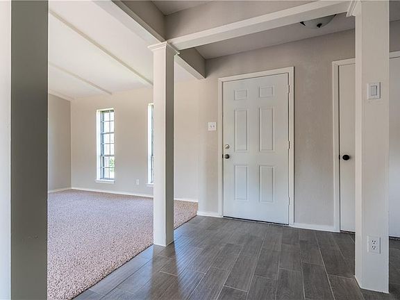 2nd image of 1910 Snowmass Ln